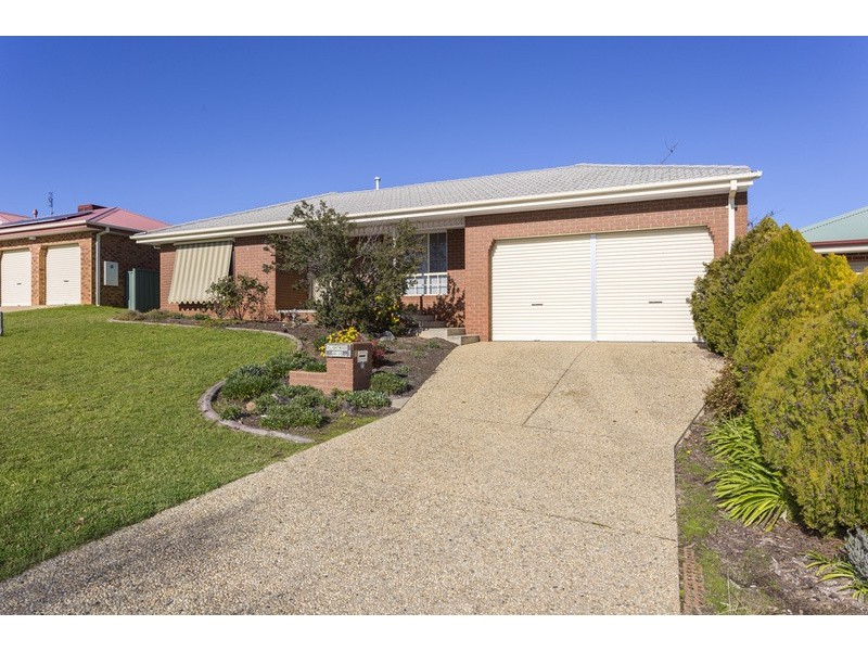 1 Lightwood Drive, Wodonga VIC 3690