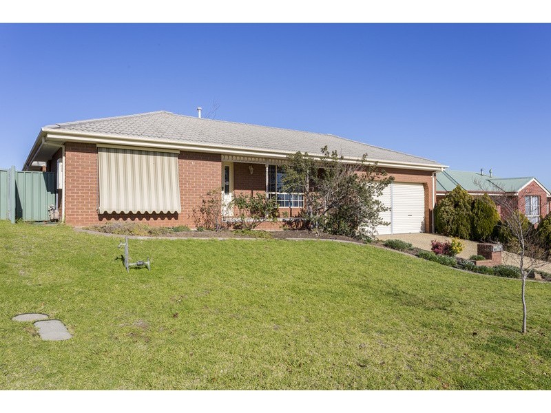1 Lightwood Drive, Wodonga VIC 3690