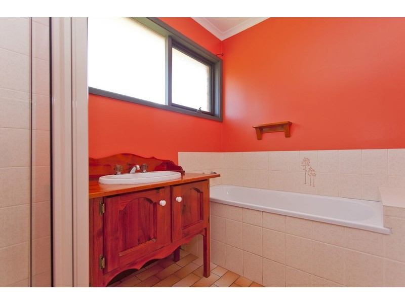 2 Wise Court, Wodonga VIC 3690