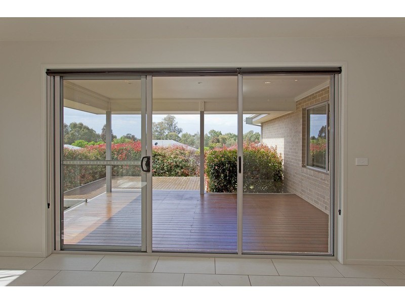 15 Montclair Avenue, Wodonga VIC 3690