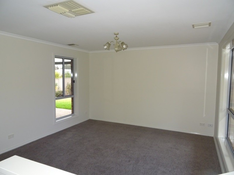 44 Iron Way, Wodonga VIC 3690