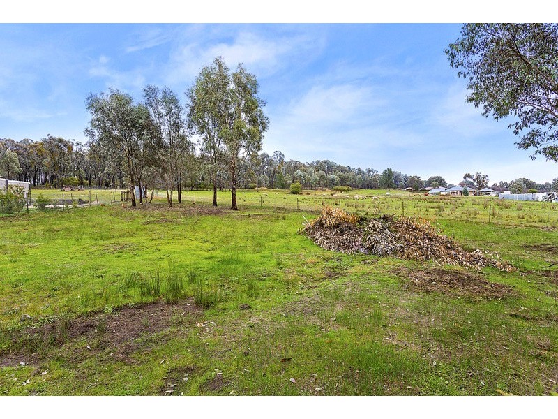 149 Albert Road, Chiltern VIC 3683