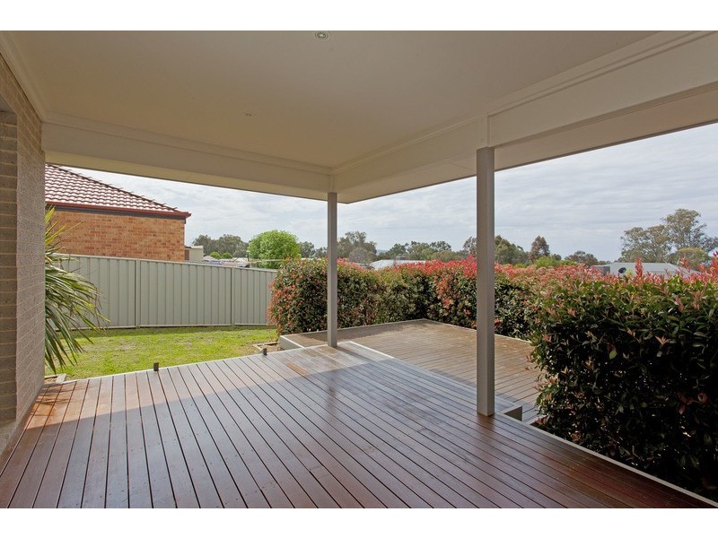 15 Montclair Avenue, Wodonga VIC 3690