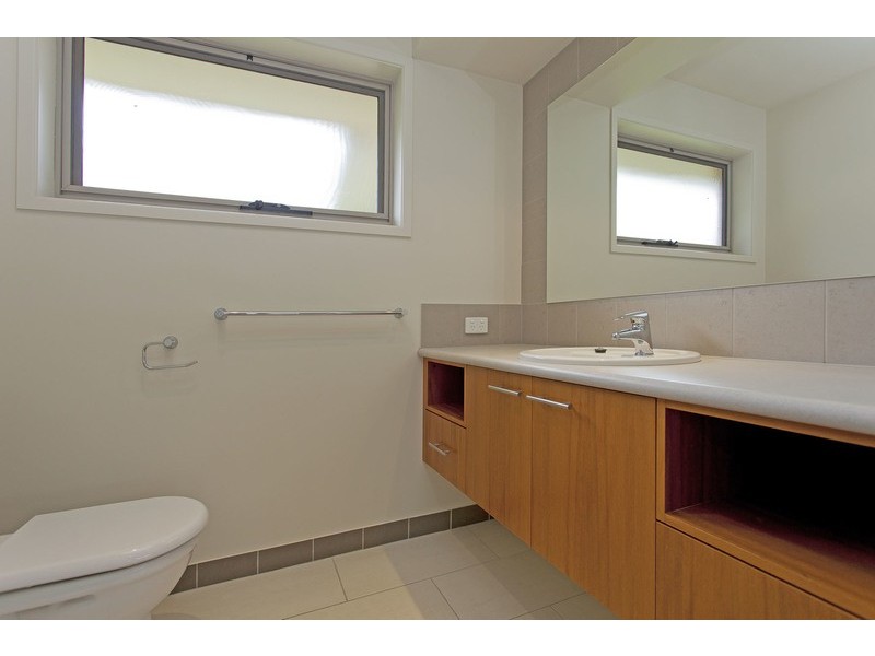 15 Montclair Avenue, Wodonga VIC 3690