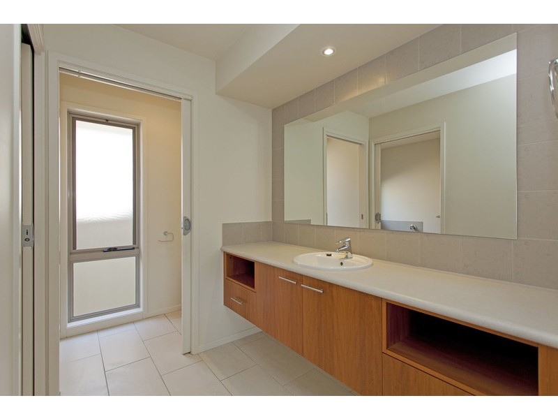 15 Montclair Avenue, Wodonga VIC 3690