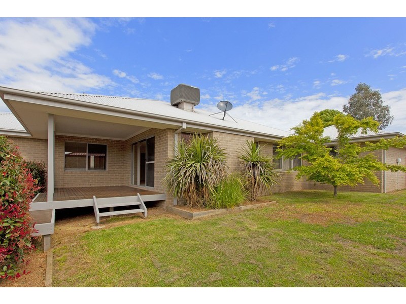 15 Montclair Avenue, Wodonga VIC 3690