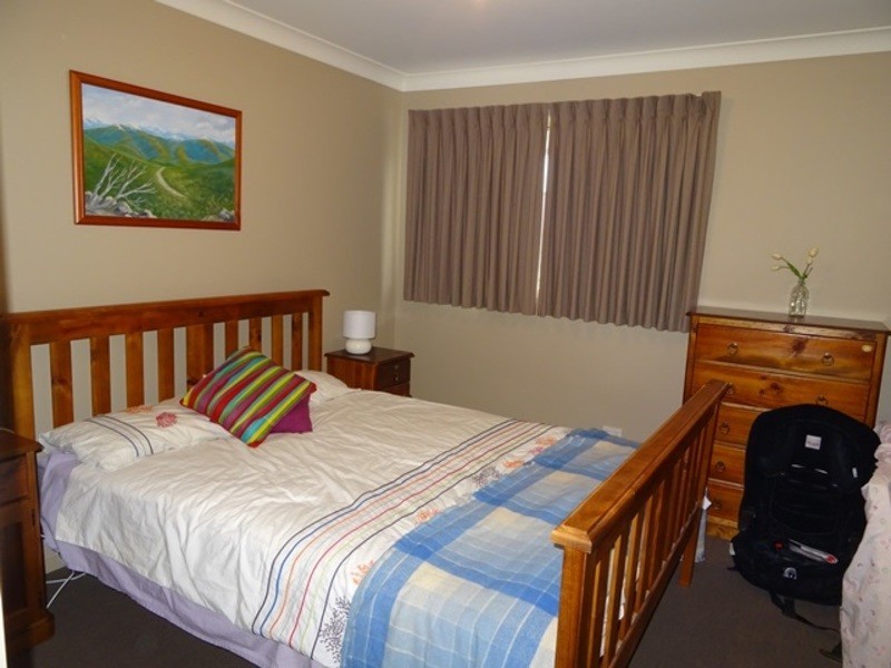 19 Crawford Circuit, Lavington NSW 2641