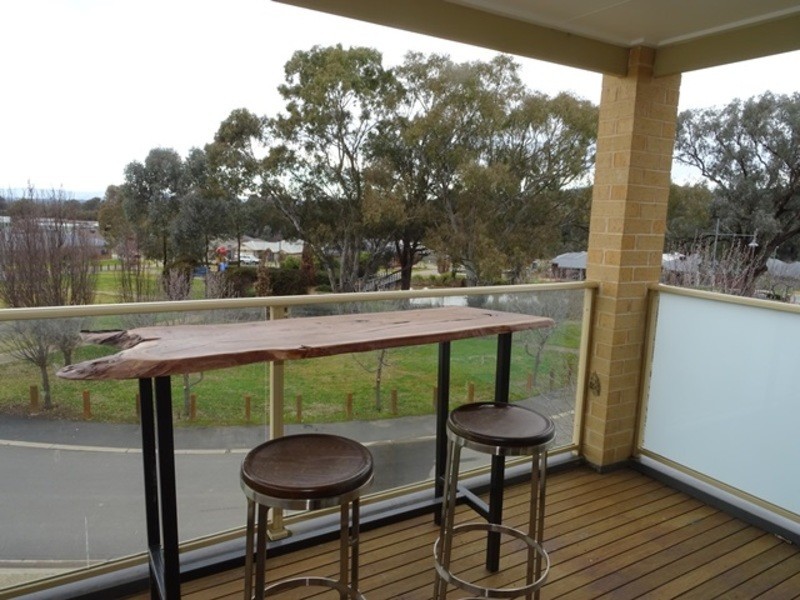 19 Crawford Circuit, Lavington NSW 2641