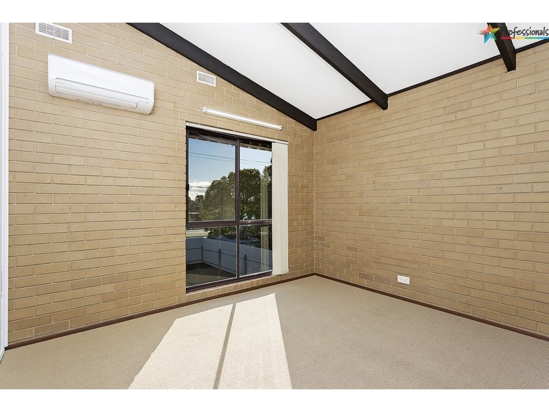 3/8 Magnolia Crescent, Wodonga VIC 3690