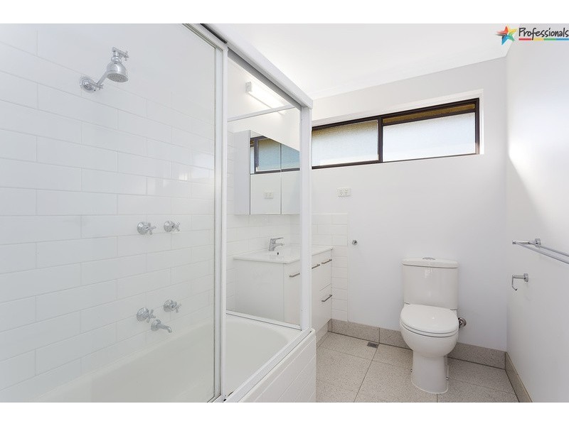 3/8 Magnolia Crescent, Wodonga VIC 3690