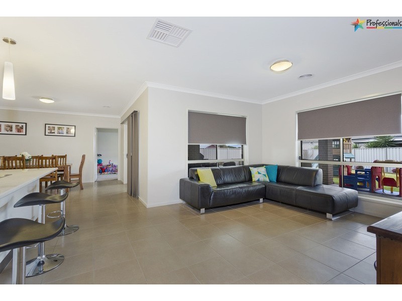 15 Hemlock Court, Baranduda VIC 3691