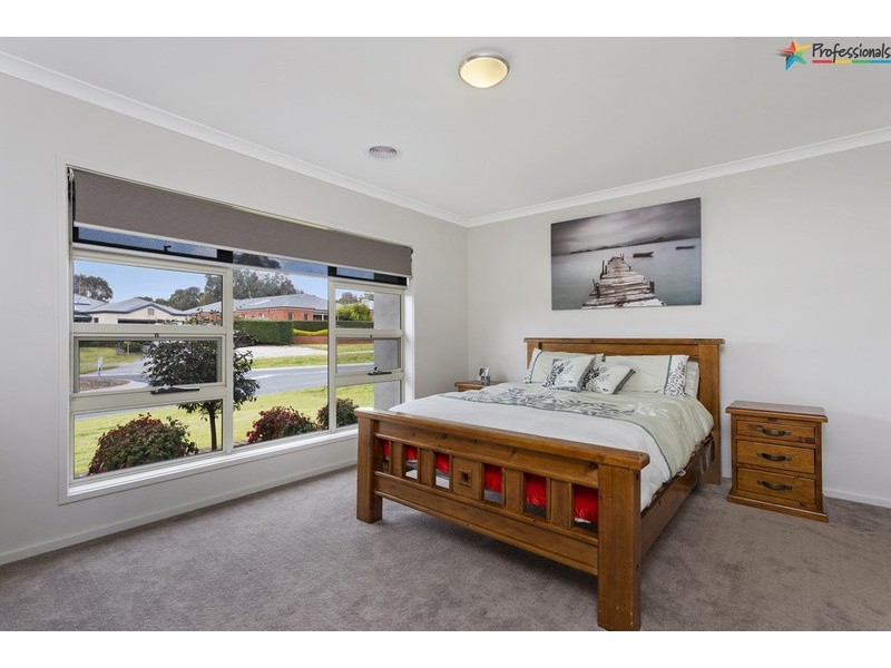 15 Hemlock Court, Baranduda VIC 3691
