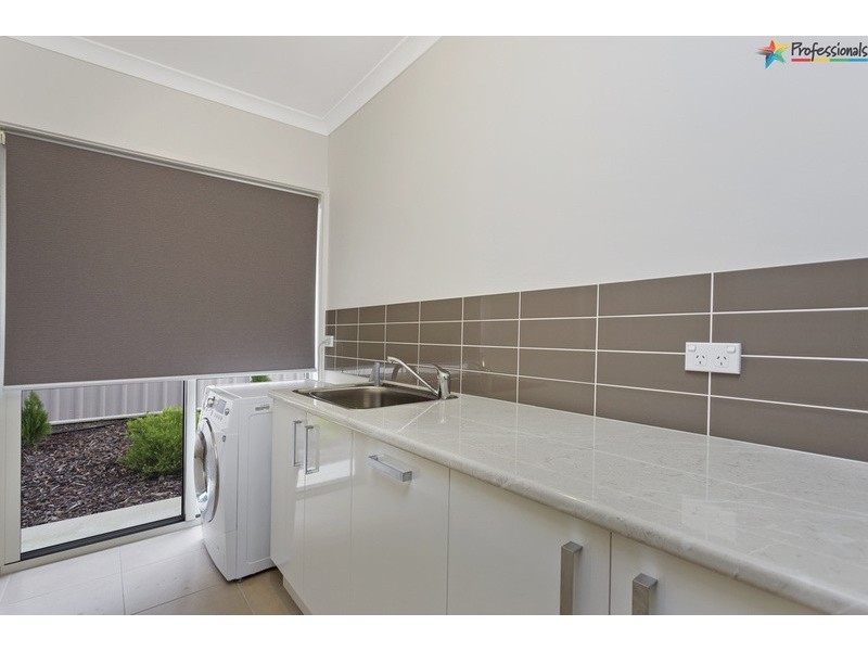 15 Hemlock Court, Baranduda VIC 3691