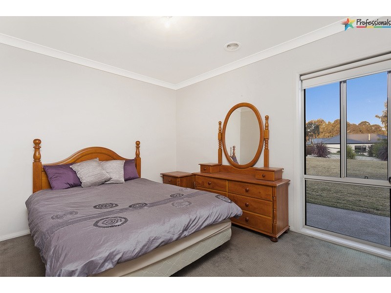 8 Lorikeet Street, Wodonga VIC 3690