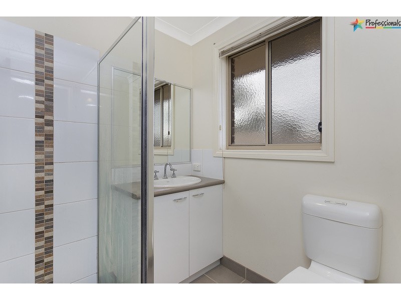 24 Darga Place, Lavington NSW 2641