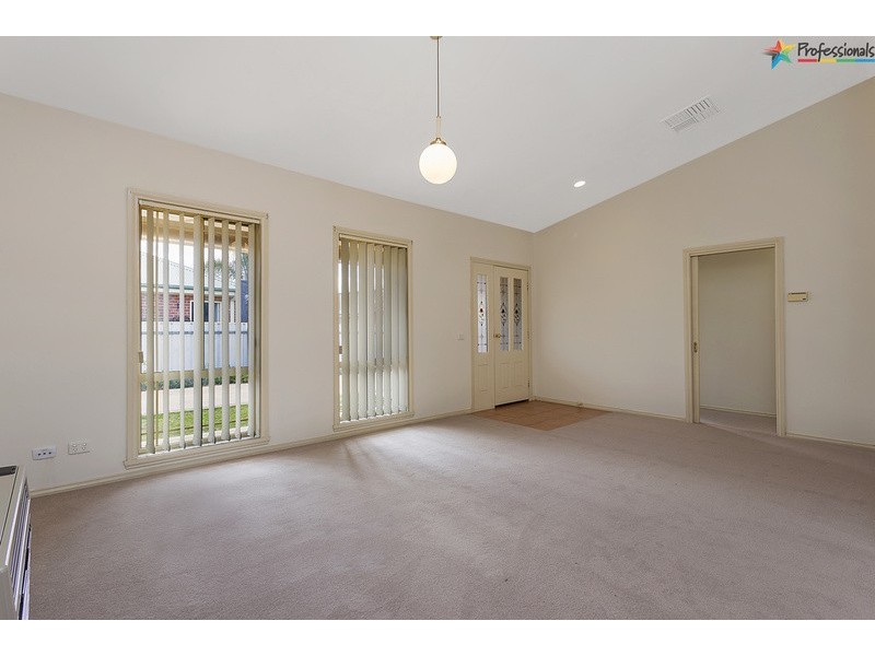 3/26 Thomas Mitchell Drive, Wodonga VIC 3690