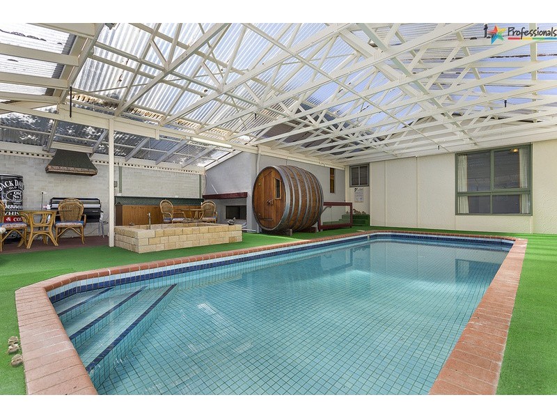 23 Craig Drive, Bellbridge VIC 3691