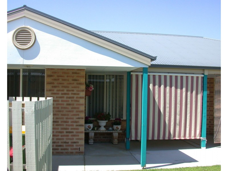 2/22 Hanlon Court, Wodonga VIC 3690