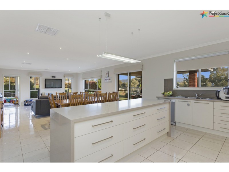 3 Peregrine Place, Wodonga VIC 3690