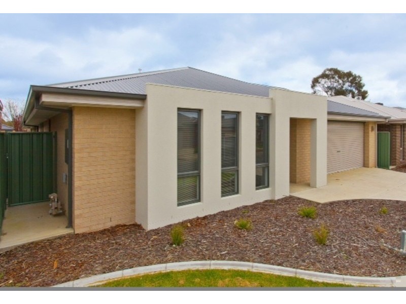 9 Inwood Crescent, Wodonga VIC 3690