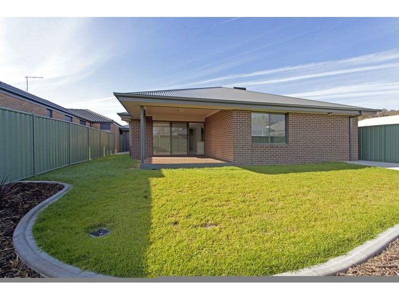 9 Inwood Crescent, Wodonga VIC 3690