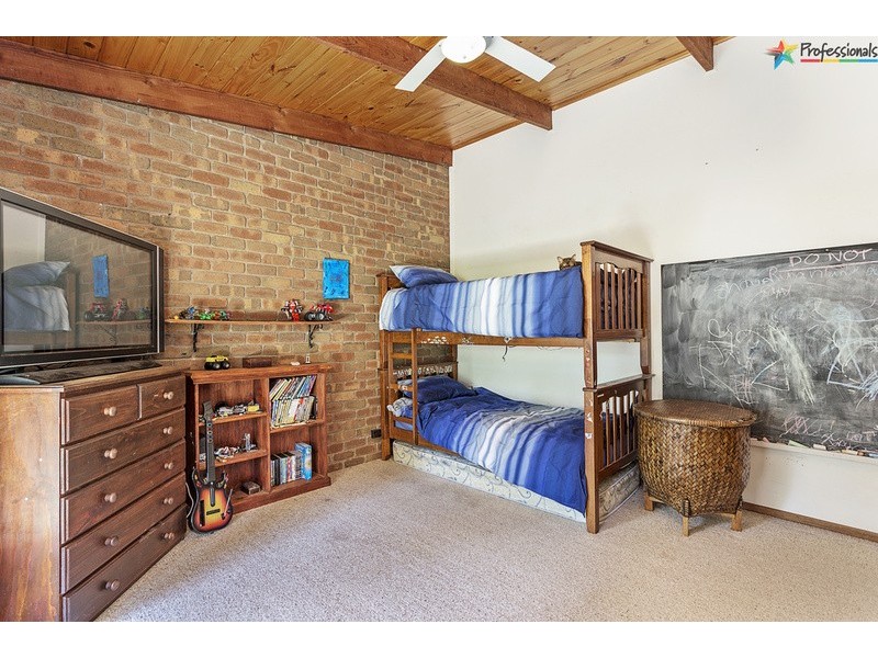 175 Flagstaff Road, Bethanga VIC 3691