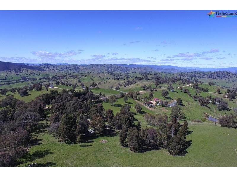 175 Flagstaff Road, Bethanga VIC 3691