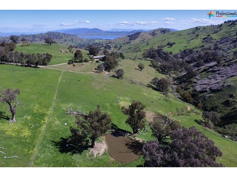 101 Flagstaff Road, Bethanga VIC 3691