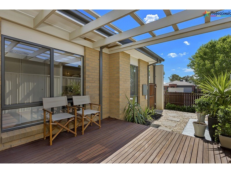 61 Victoria Cross Parade, Wodonga VIC 3690