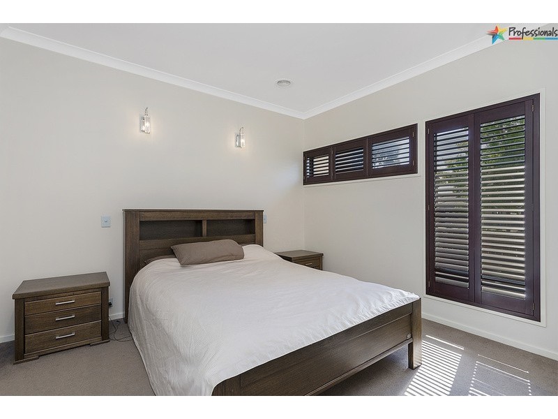 61 Victoria Cross Parade, Wodonga VIC 3690