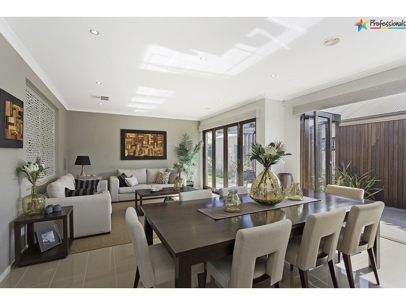 3 Riverside Boulevard, Wodonga VIC 3690