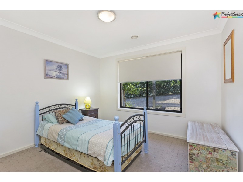 12 Hillandale Court, Wodonga VIC 3690