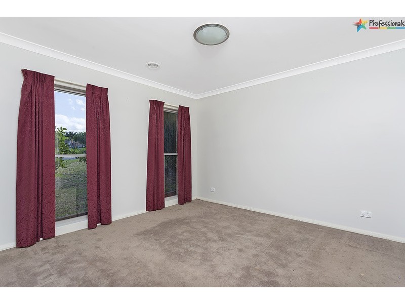27 Caraway Street, Baranduda VIC 3691