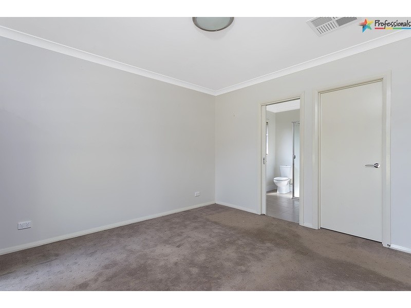 27 Caraway Street, Baranduda VIC 3691