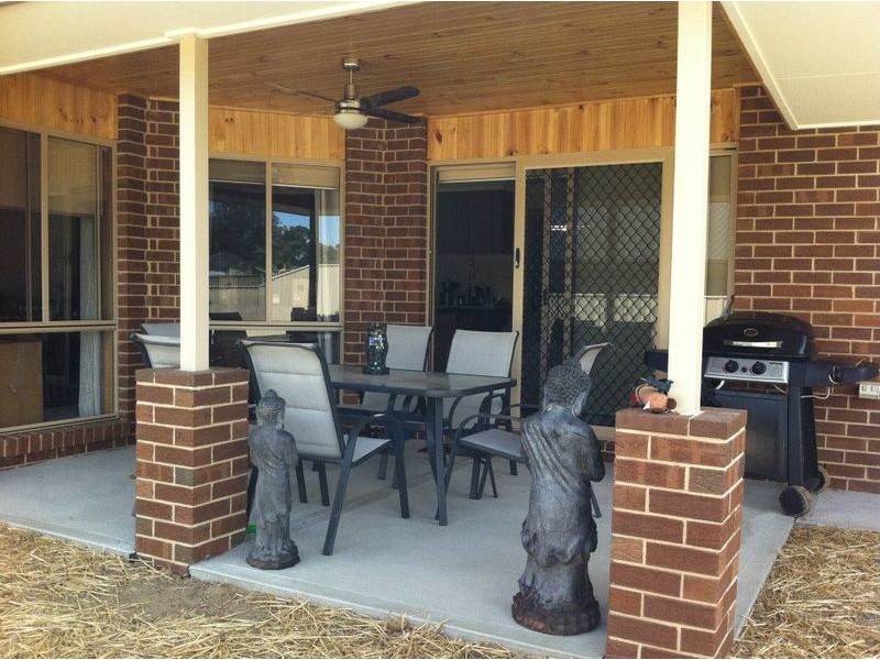 22 Wattlebird Drive, Bandiana VIC 3694