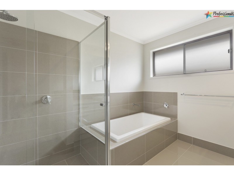 18 Parnaby Street, Wodonga VIC 3690