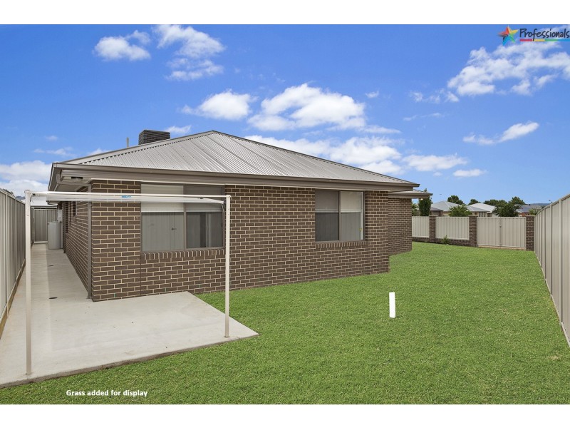 18 Parnaby Street, Wodonga VIC 3690