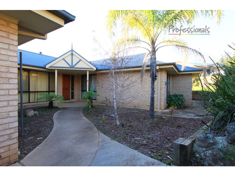 7 Elizabeth Crescent, Bellbridge VIC 3691