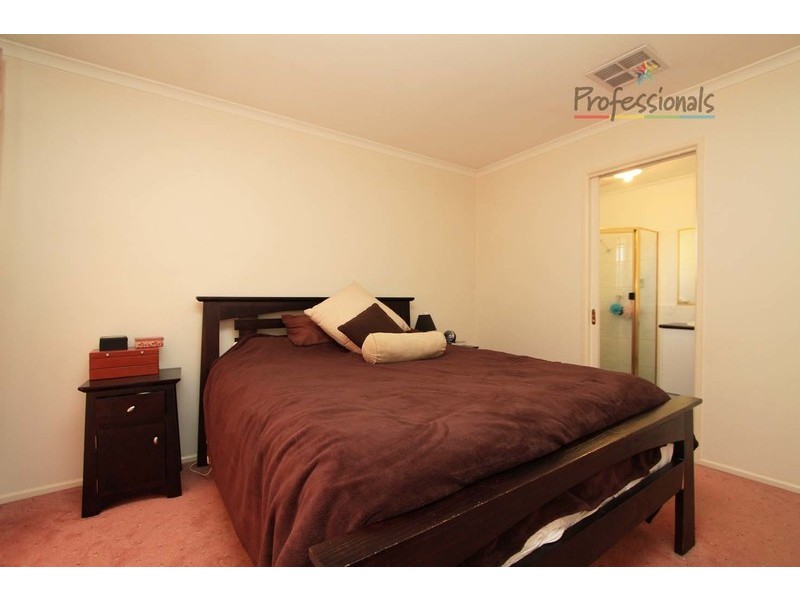 7 Elizabeth Crescent, Bellbridge VIC 3691