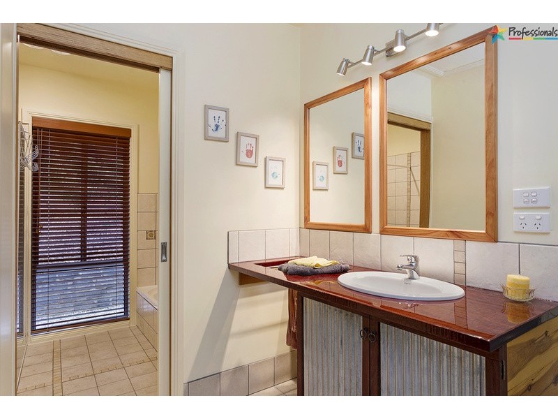 275 Yackandandah Road, Yackandandah VIC 3749