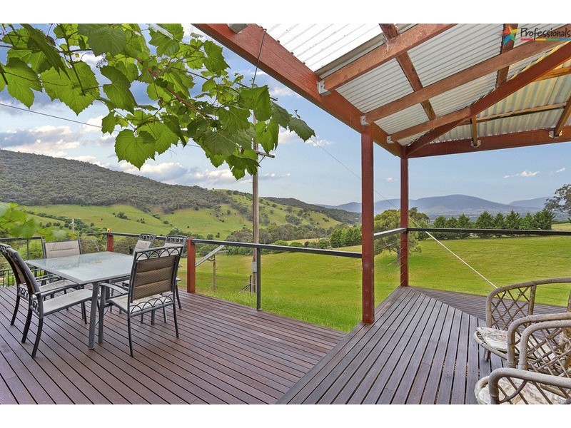 275 Yackandandah Road, Yackandandah VIC 3749