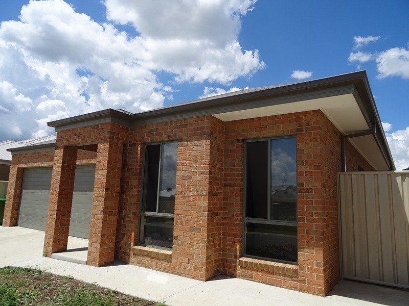 51 Inwood Crescent, Wodonga VIC 3690
