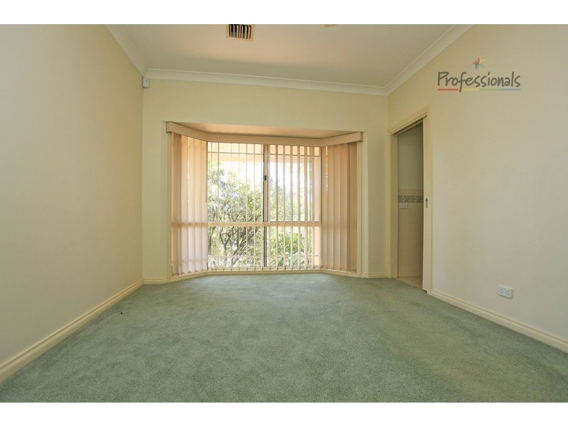 40 Southern View Drive, Albury NSW 2640