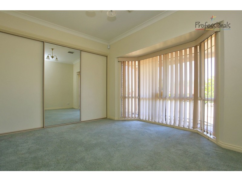 40 Southernview Drive, Albury NSW 2640