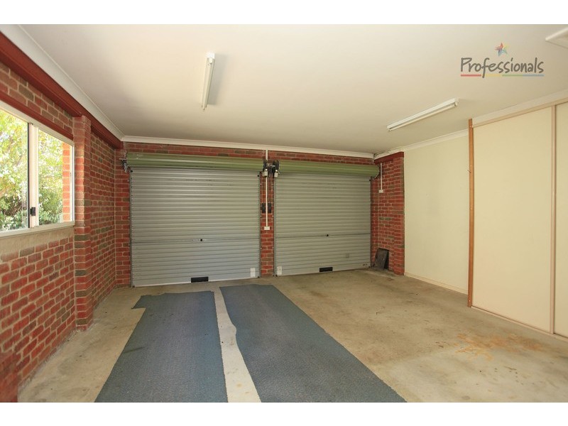 40 Southernview Drive, Albury NSW 2640