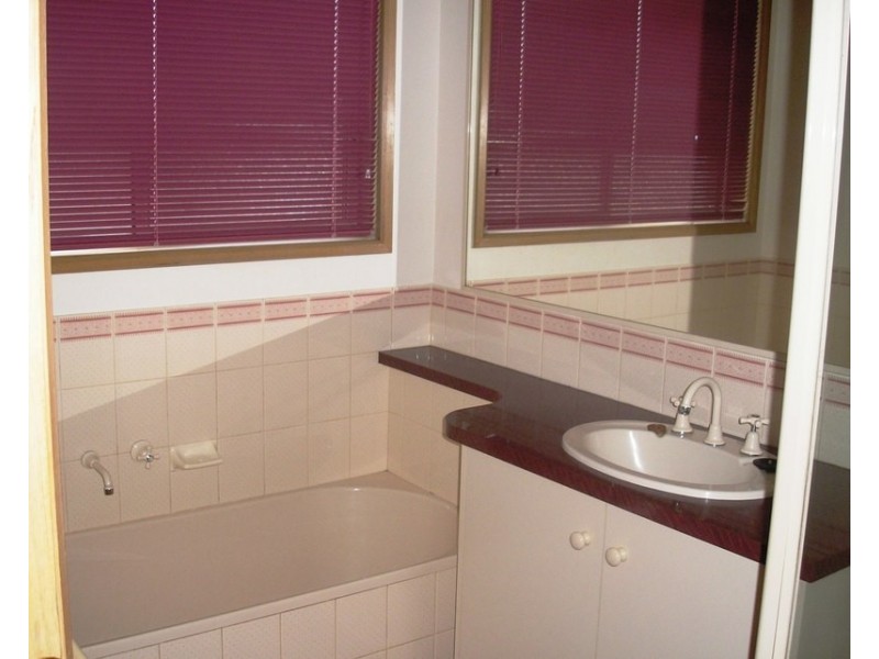 12 Kingsbury Court, Wodonga VIC 3690