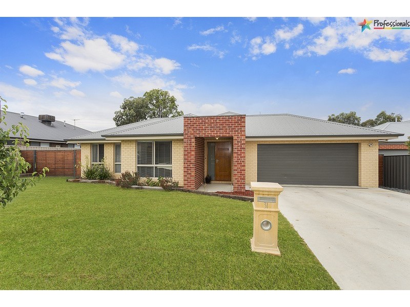 31  Gabrielle Court, Lavington NSW 2641