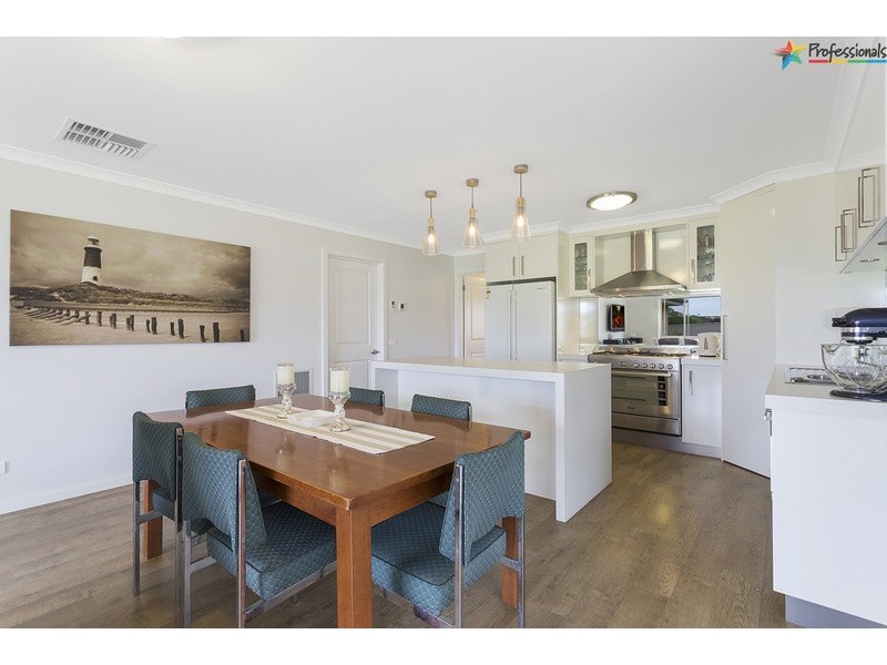 31  Gabrielle Court, Lavington NSW 2641