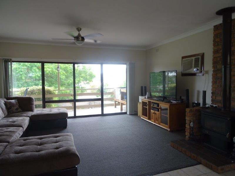16 Dwyer Crescent, Bellbridge VIC 3691