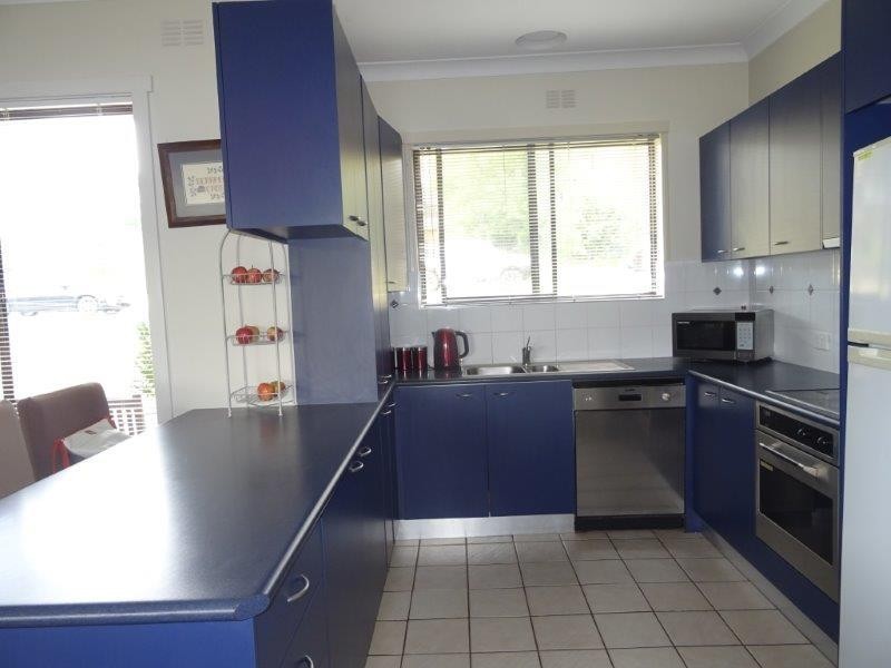 16 Dwyer Crescent, Bellbridge VIC 3691